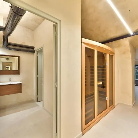 06 - Richer * Parigi